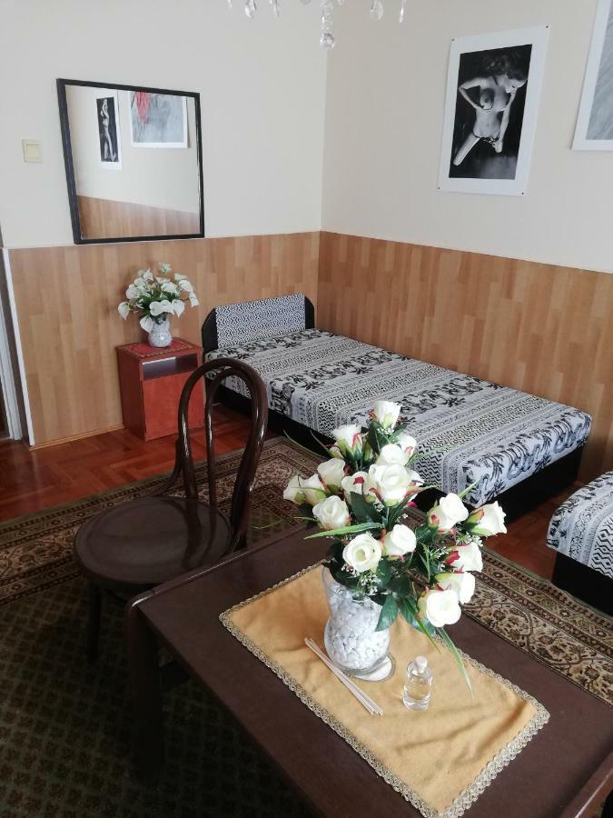 Szoboszlofonix Vendeghaz Hotel Hajduszoboszlo Bagian luar foto